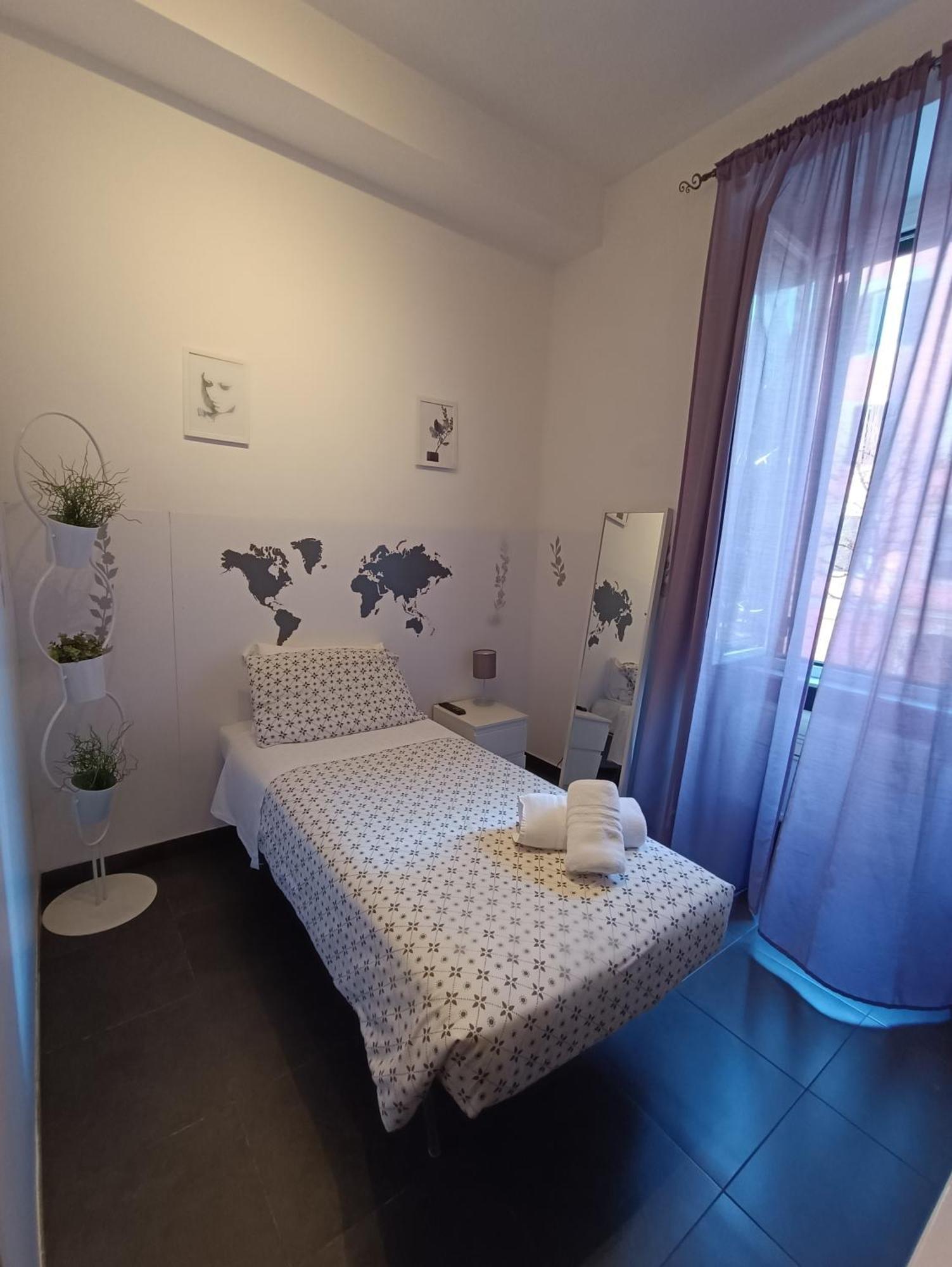 Ginny'S Room Rome Room photo